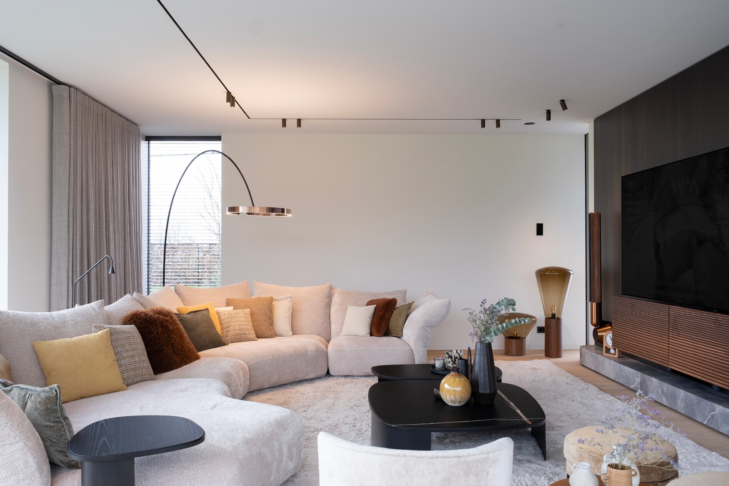 Interior with intelligent design | Imagicasa